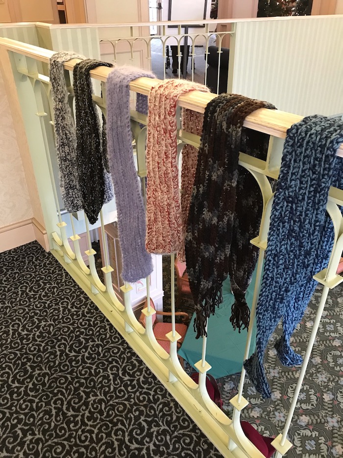 knit scarfs