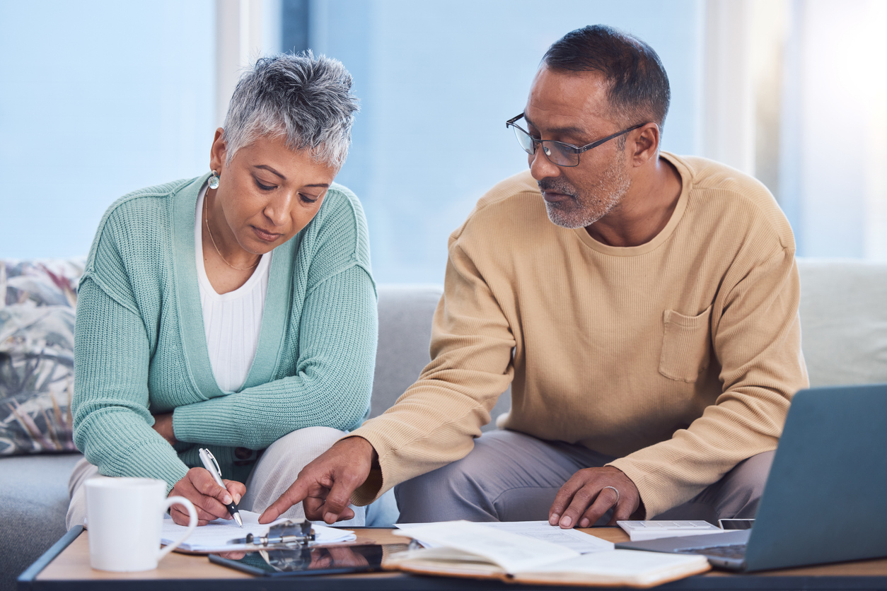 Pros & Cons of Homeownership vs. Independent Living